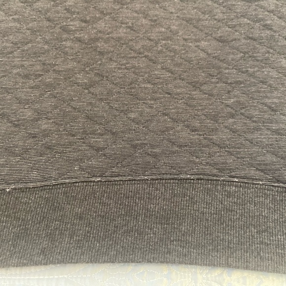 Mango men’s pullover. Medium for cool weather - Picture 4 of 10